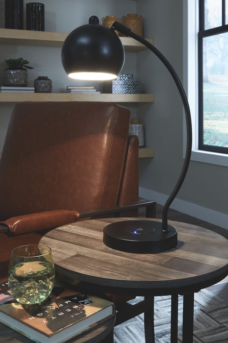 Marinel - Black - Metal Desk Lamp