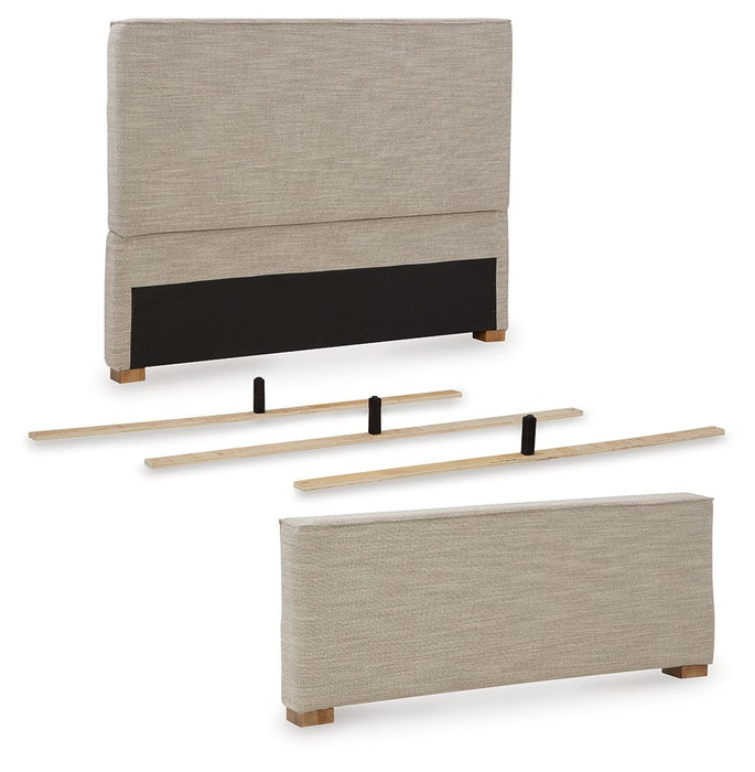 Dakmore - Oatmeal - Queen Uph Hdbd/Ftbd/Slats