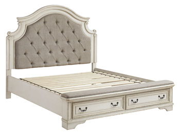 Realyn - Chipped White - K/CK Uph Bench Footboard