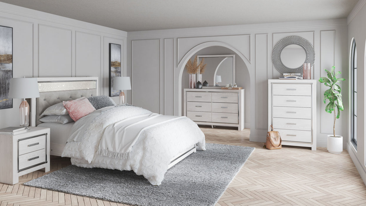 Altyra - 8 Pc. - Dresser, Mirror, Chest, Queen Panel Bed, 2 Nightstands - White