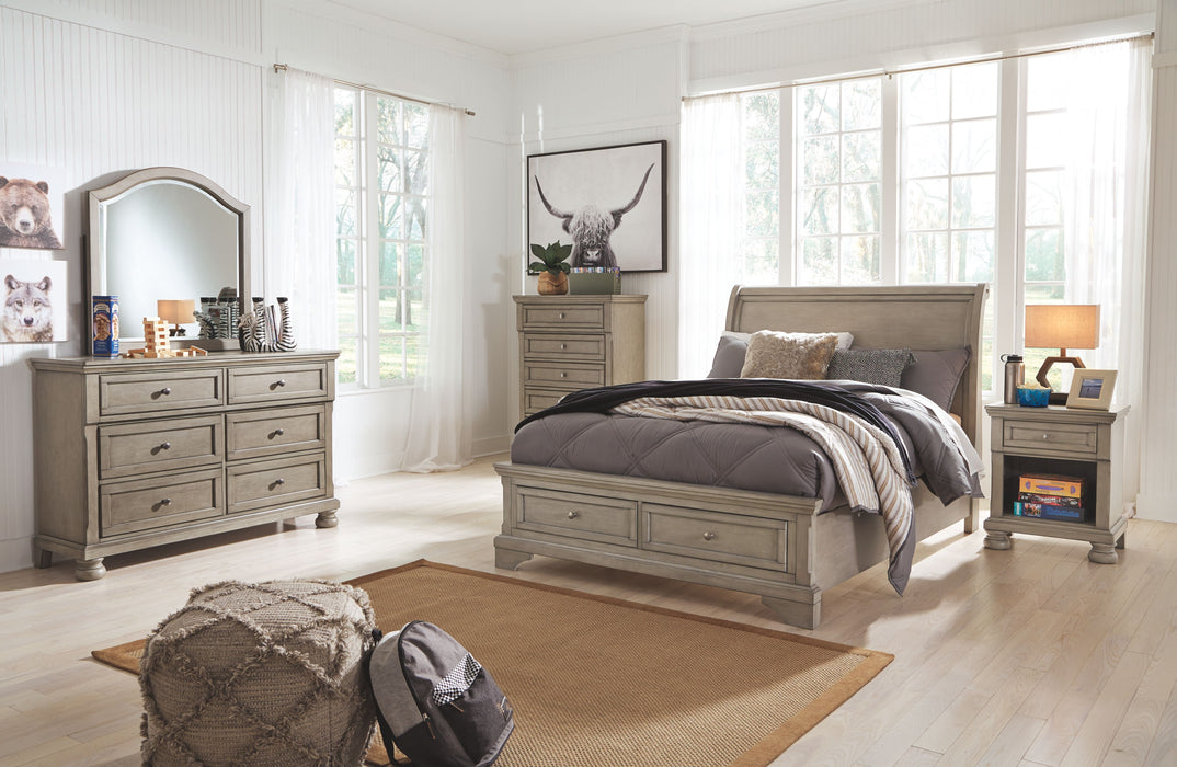 Lettner - Light Gray - 7 Pc. - Dresser, Mirror, Chest, Full Sleigh Bed, Nightstand