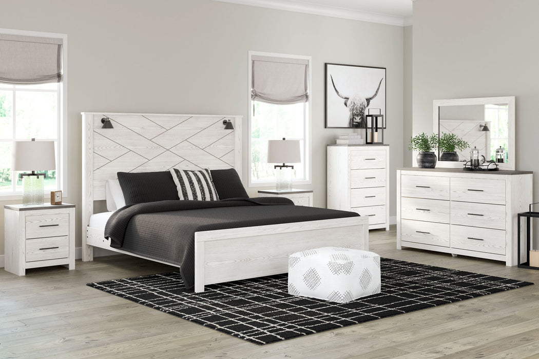 Gerridan - 8 Pc. - Dresser, Mirror, Chest, King Panel Bed with Sconces, 2 Nightstands - White