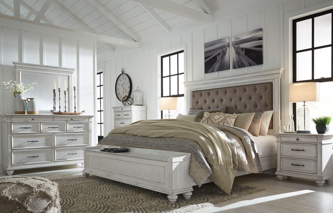 Kanwyn - 7 Pc. - Dresser, Mirror, King Upholstered Bed with Storage Bench, 2 Nightstands - Whitewash