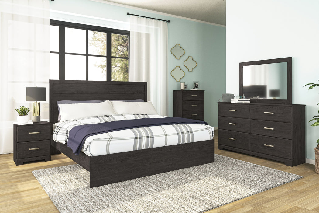 Belachime - 7 Pc. - Dresser, Mirror, Chest, King Panel Bed, 2 Nightstands - Black