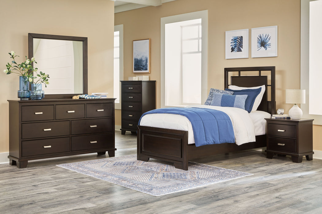Covetown - 7 Pc. - Dresser, Mirror, Chest, Twin Panel Bed, 2 Nightstands - Dark Brown