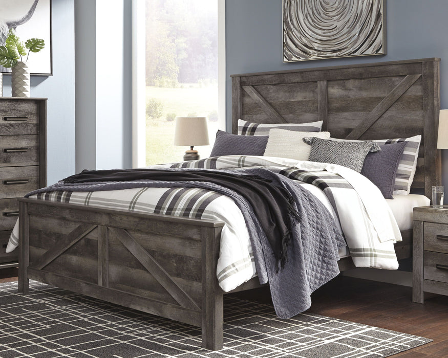Wynnlow - Gray - King Crossbuck Panel Bed