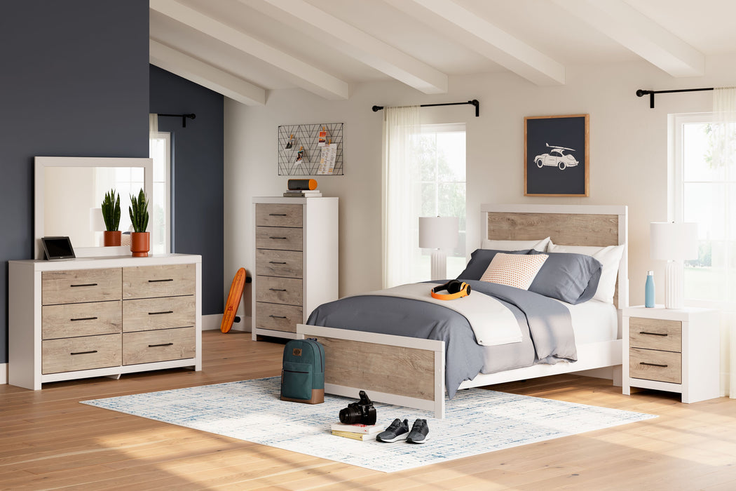 Charbitt - Two-tone - 6 Pc. - Dresser, Mirror, Full Panel Bed, 2 Nightstands