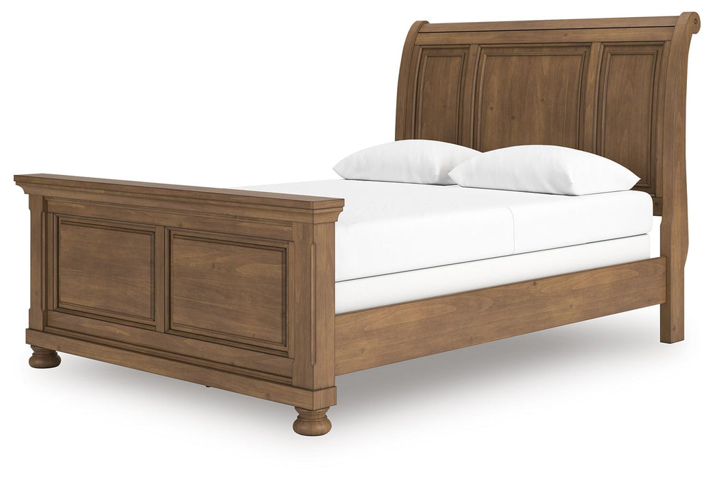 Feddinger - Queen Sleigh Bed - Medium Brown